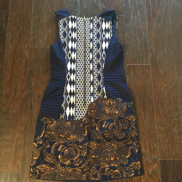 Anthropologie Floreat Mika Embroidered Jacquard Shift Dress Size 6 - Picture 2 of 8